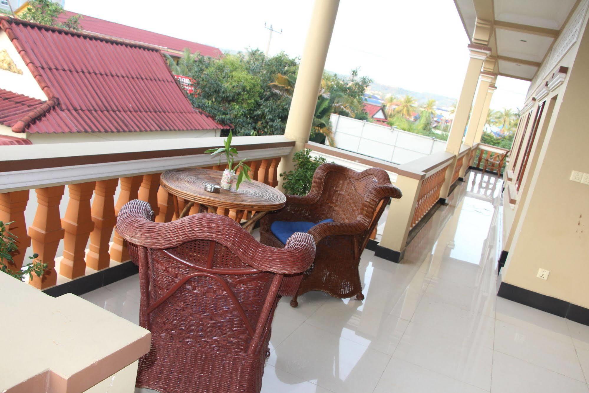Sinan Guesthouse Sihanoukville Exterior photo